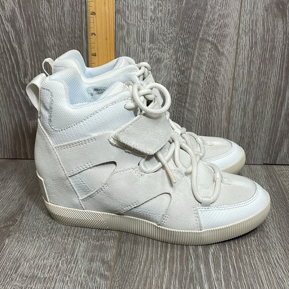 Sorel Out N About White ~ Sea Salt Suede Leather Lace Up Wedge Sneaker Bootie 7 - Picture 15 of 16